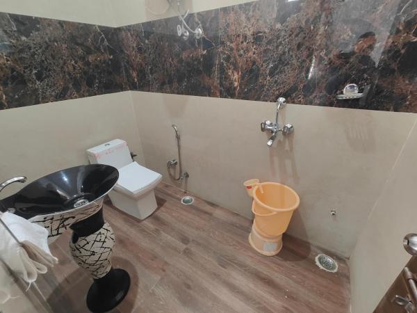 Hill View Resort by Rudrakshi : photo 10 de la chambre chambre double deluxe