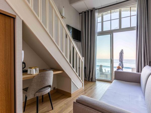 Hotel Kyriad Saint Malo Centre Plage : photo 1 de la chambre chambre duplex pour 4 personnes - vue sur mer 