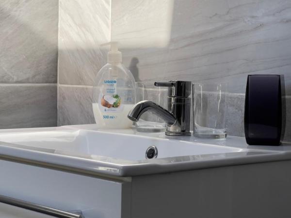 Végvári Hotel Eger : photo 8 de la chambre chambre lits jumeaux deluxe