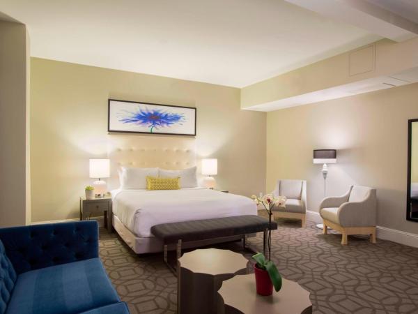 Magnolia Hotel Denver, a Tribute Portfolio Hotel : photo 2 de la chambre deluxe guest room with one king bed