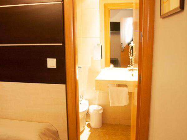 Hotel Universal : photo 4 de la chambre chambre double Économique