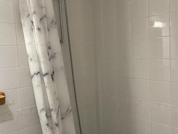 Diamonds Inn : photo 9 de la chambre chambre familiale standard