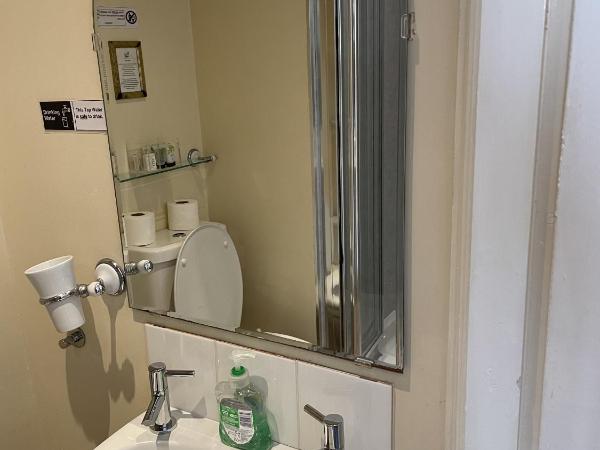 Diamonds Inn : photo 5 de la chambre chambre familiale standard