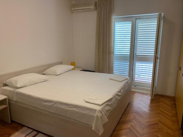 Rooms Jelena : photo 6 de la chambre chambre double avec balcon