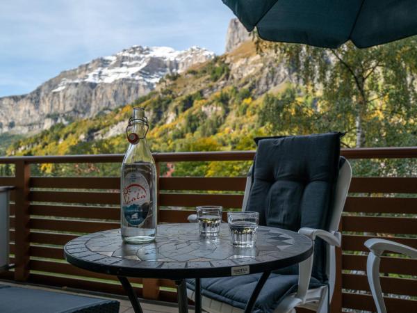 dala Hotel & Apartments : photo 10 de la chambre chambre double avec balcon - vue sur montagnes