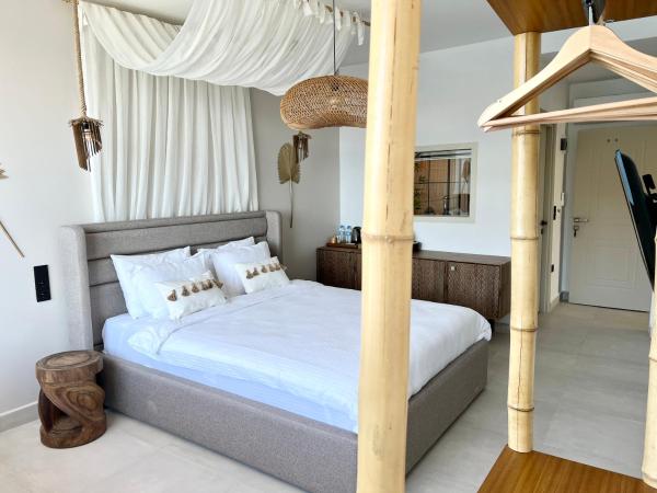 Liman Hotel Gümüslük - Adult Only : photo 6 de la chambre chambre double avec baignoire spa