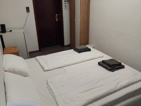 Hotel Berliner Hof : photo 8 de la chambre chambre double ou lits jumeaux supérieure