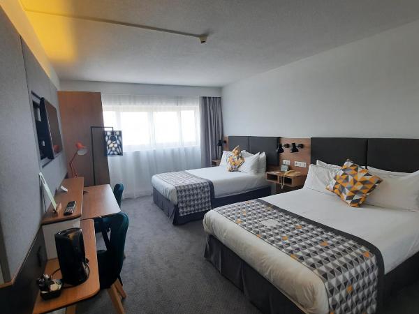 Holiday Inn Calais-Centre, an IHG Hotel : photo 6 de la chambre chambre double standard avec 2 lits doubles - Étage supérieur - vue sur mer