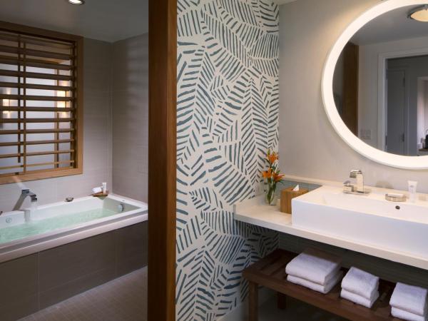 Eden Roc Miami Beach : photo 4 de la chambre suite junior lit king-size - côté océan