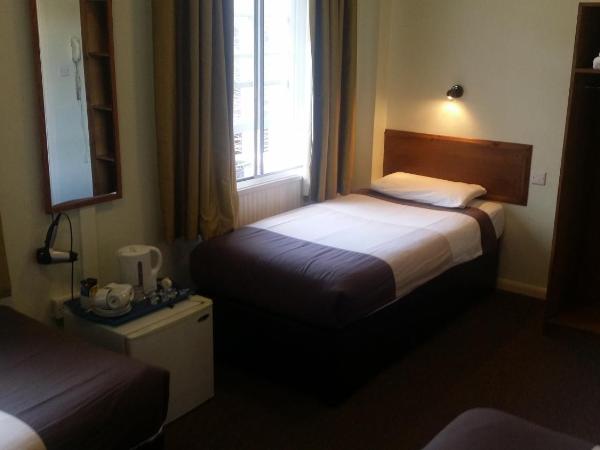 Arriva Hotel : photo 4 de la chambre chambre quadruple