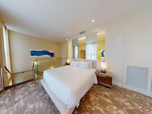 Eden Roc Miami Beach : photo 6 de la chambre loft lit king-size en duplex - vue sur océan