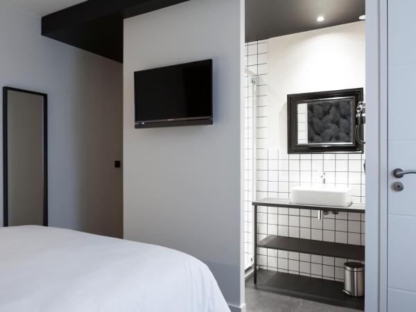 Logis Hotel du Maine : photo 1 de la chambre chambre double