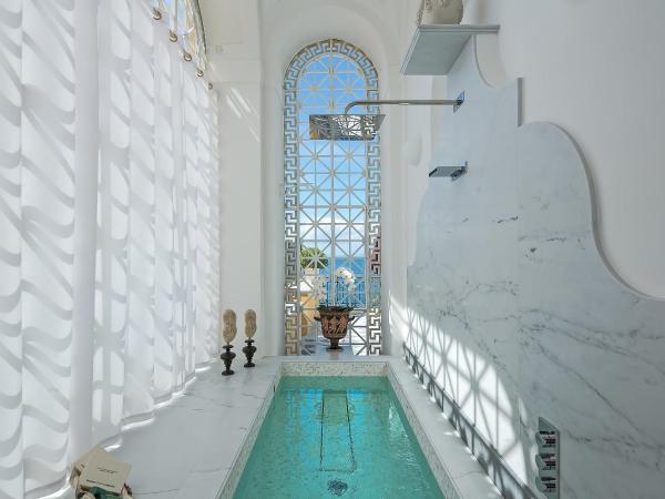 Bellevue Syrene : photo 3 de la chambre suite avec piscine privée