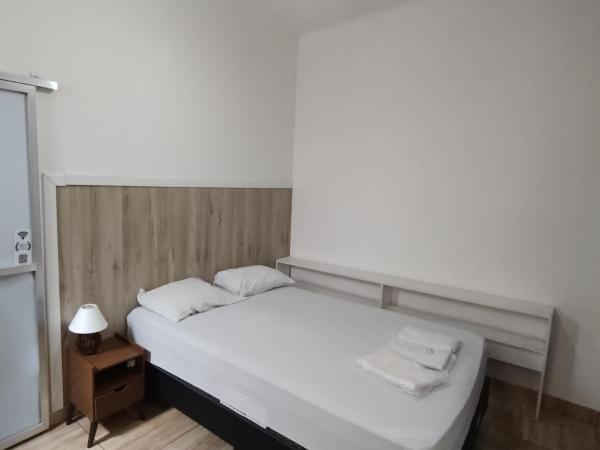 Farfalla Guest House : photo 3 de la chambre chambre double avec salle de bains privative