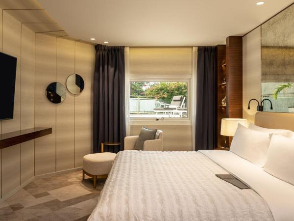 Le Méridien Dubai Hotel & Conference Centre : photo 9 de la chambre suite premium 1 chambre exécutive avec accès au salon exécutif, goûter et happy hours - navette gratuite vers dubai mall/burj khalifa et aéroport international de dubaï (dxb)