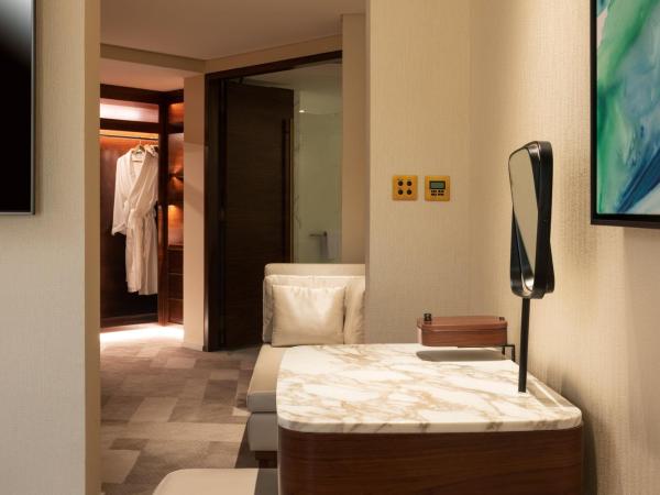 Le Méridien Dubai Hotel & Conference Centre : photo 10 de la chambre suite premium 1 chambre exécutive avec accès au salon exécutif, goûter et happy hours - navette gratuite vers dubai mall/burj khalifa et aéroport international de dubaï (dxb)