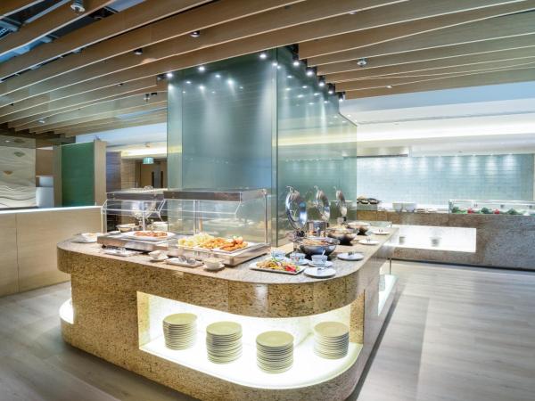 Nina Hotel Island South : photo 2 de la chambre forfait staycation - chambre avec dîner semi-buffet pour 2 adultes - vue sur ville