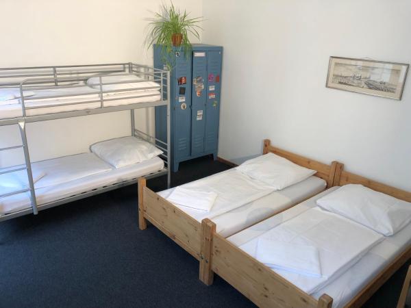 Die Fabrik - Hostel : photo 2 de la chambre lit dans dortoir mixte de 4 lits