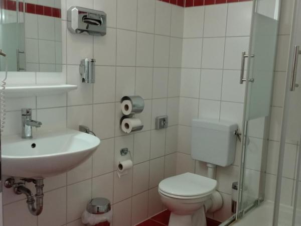 City Pension Berlin : photo 2 de la chambre chambre quadruple