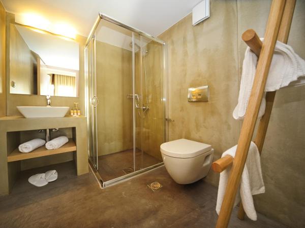 Pepi Boutique Hotel (Adults Only) : photo 10 de la chambre chambre triple supérieure