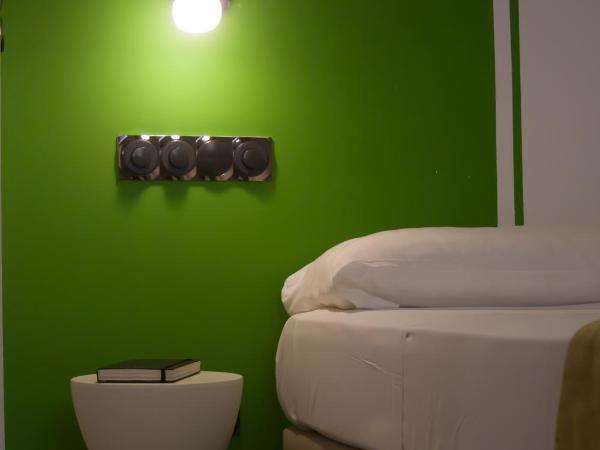 Hostal Santa Ana Colors : photo 3 de la chambre chambre simple