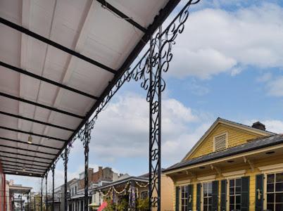 Saint Philip Residence : photo 2 de la chambre suite avec balcon