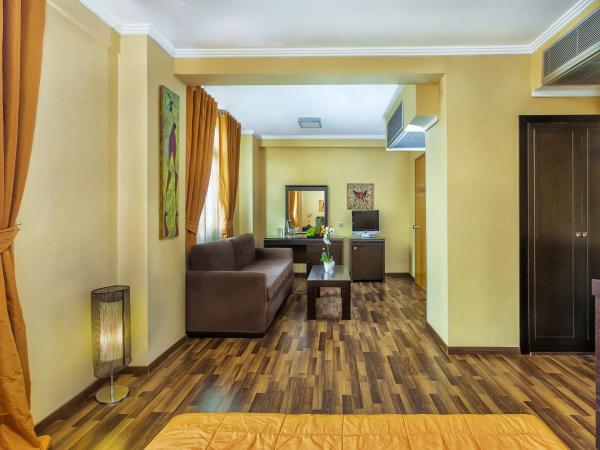 Egnatia Hotel : photo 6 de la chambre chambre quadruple