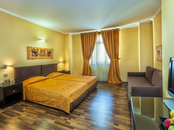 Egnatia Hotel : photo 9 de la chambre chambre quadruple