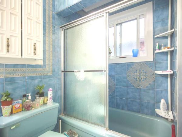 Freeda's Place : photo 7 de la chambre chambre lit queen-size - vue sur jardin