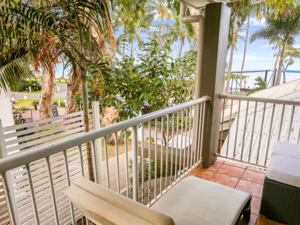 Paradise On The Beach Resort : photo 5 de la chambre partial beach view studio