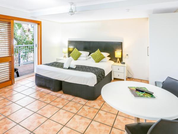 Paradise On The Beach Resort : photo 1 de la chambre partial beach view studio