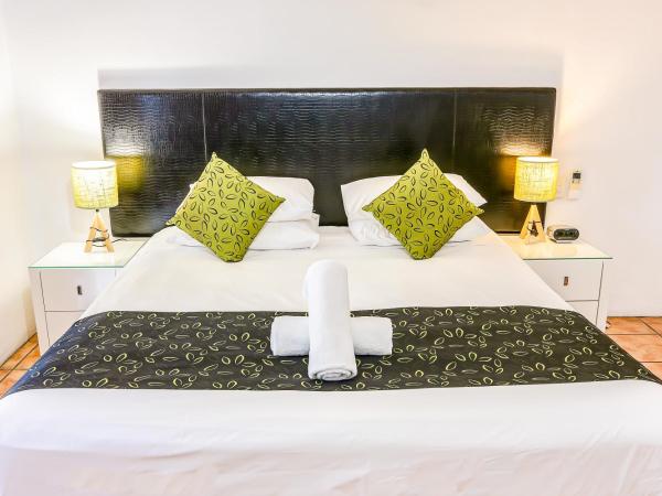 Paradise On The Beach Resort : photo 3 de la chambre partial beach view studio