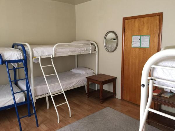 Avenues Hostel : photo 2 de la chambre lit dans dortoir pour femmes de 6 lits