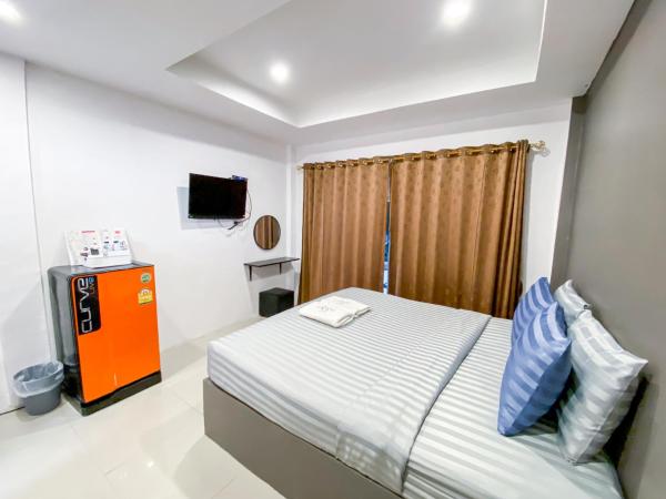 The Seathru Koh Larn : photo 5 de la chambre chambre double deluxe