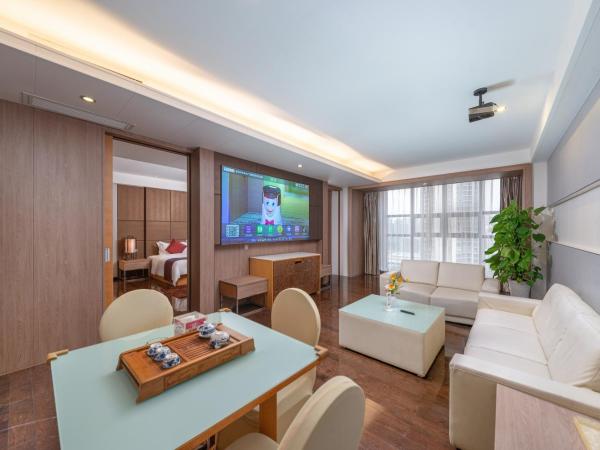 Shenzhen Ramada Plaza, North Railway Station : photo 3 de la chambre suite lit king-size exécutive