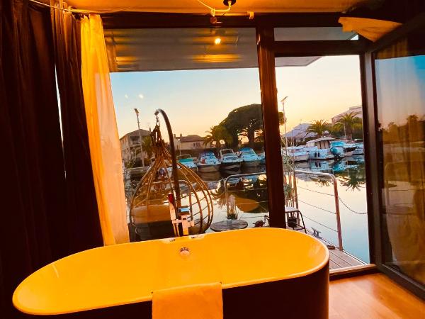 Escale Royale Frejus : photo 4 de la chambre suite lit king-size