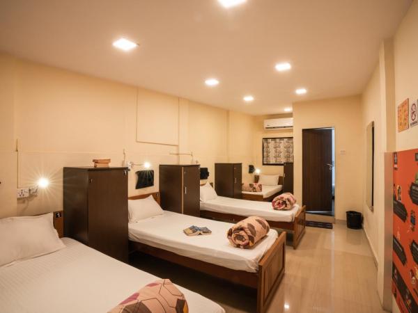 Zostel Mumbai : photo 1 de la chambre lit simple dans dortoir de 4 lits