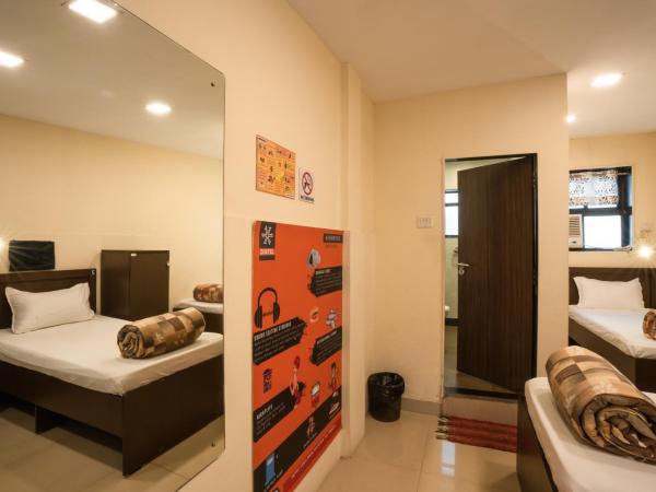 Zostel Mumbai : photo 4 de la chambre lit simple en dortoir