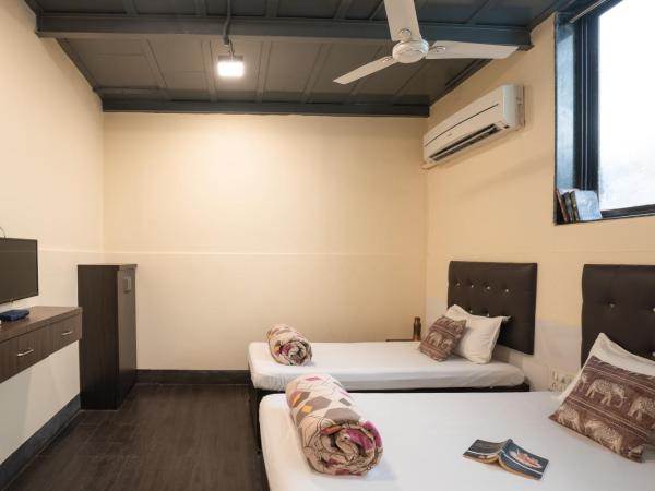 Zostel Mumbai : photo 3 de la chambre lit simple dans dortoir pour femmes de 2 lits