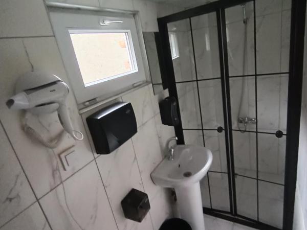 Deeps Hostel Ankara 2 : photo 4 de la chambre chambre familiale standard