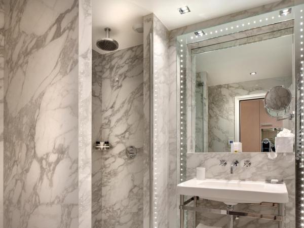 Hotel Bowmann : photo 4 de la chambre hébergement bowmann - vue sur ville ou jardin