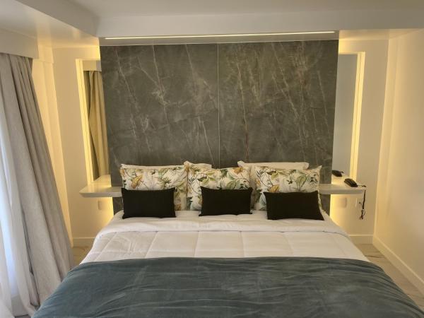 Colonna Park Hotel : photo 4 de la chambre king room with spa bath & sea view