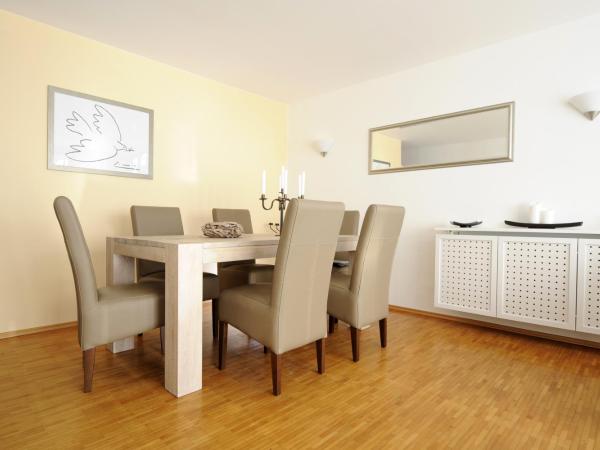 Parkside Apartment House : photo 7 de la chambre appartement 2 chambres avec balcon