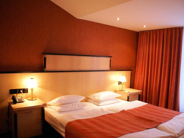 ARVENA Messe Hotel : photo 2 de la chambre chambre double