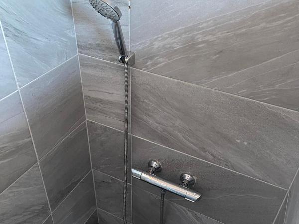 Végvári Hotel Eger : photo 8 de la chambre chambre familiale supérieure