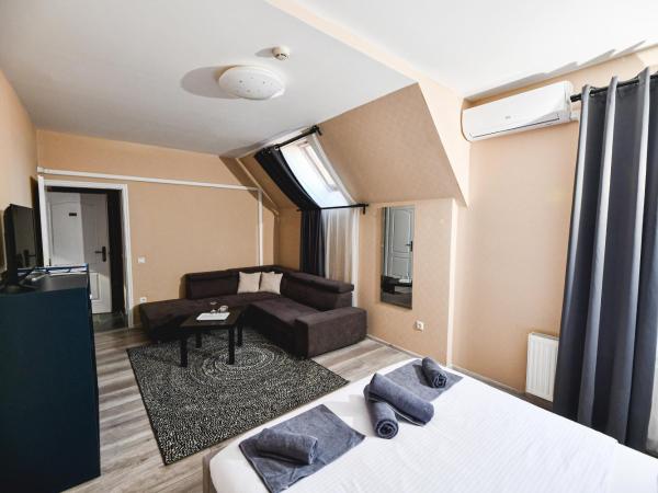 Végvári Hotel Eger : photo 2 de la chambre chambre familiale supérieure