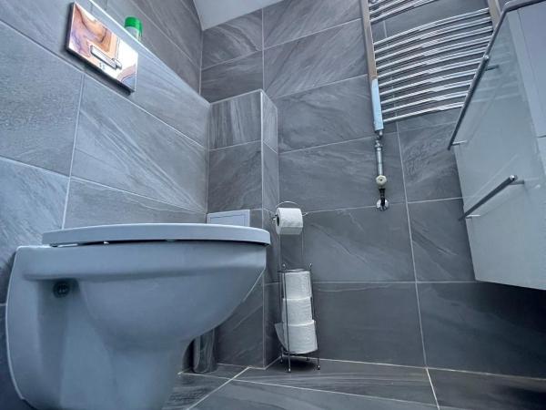 Végvári Hotel Eger : photo 7 de la chambre chambre familiale supérieure