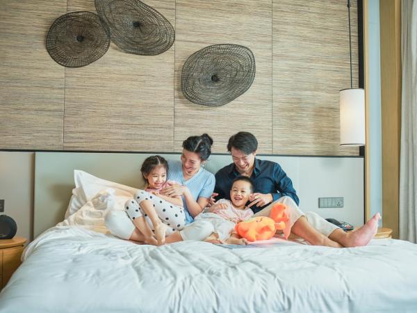 Crowne Plaza Sanya Haitang Bay Resort, an IHG Hotel : photo 4 de la chambre one-bedroom family suite with ocean view - kids theme