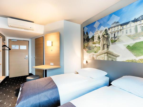 B&B Hotel Bonn-West : photo 3 de la chambre chambre lits jumeaux