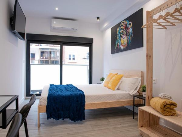 Bilbao ROOMS & KITCHEN Zorroza : photo 1 de la chambre chambre double avec salle de bains privative